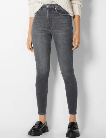 Blugi Bershka, gri, 36