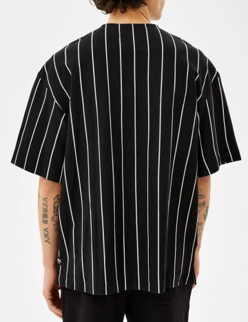 Tricou Bershka, negru/alb, S