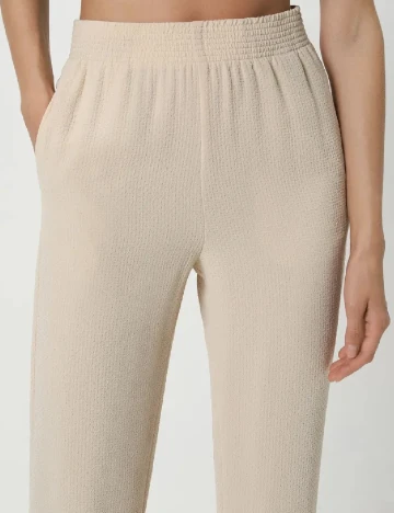 Pantaloni Reserved, crem, S