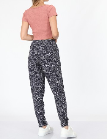 Top Reserved, roz pudra, L