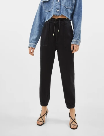 Pantaloni Bershka, negru, L Negru