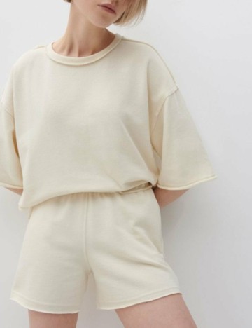 
						Pantaloni scurti Reserved, crem, M
