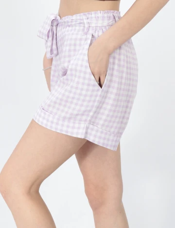 Pantaloni scurti Hailys, mov, L