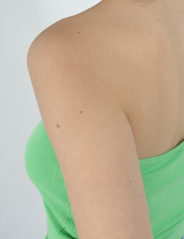 Top Bershka, verde, M