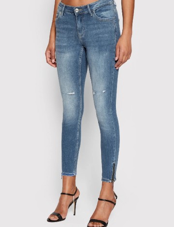 
						Blugi Only, albastru