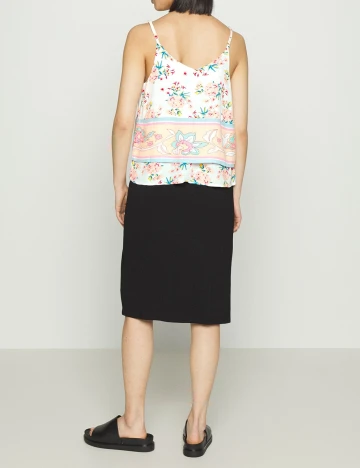 Maiou Vila, floral, 36