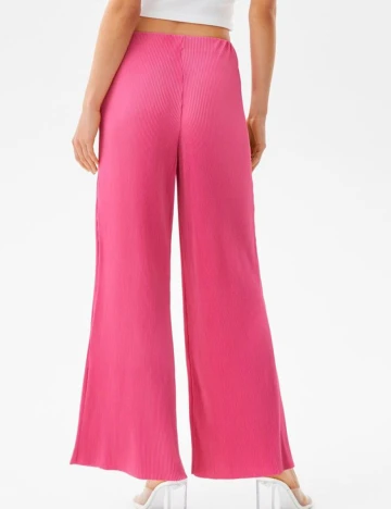 Pantaloni Bershka, roz, XS
