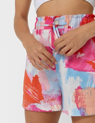 Pantaloni scurti Stradivarius, mix culori, XS