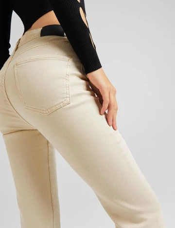 Blugi Bershka, bej, 34