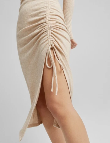 Rochie medie Bershka, crem, XS