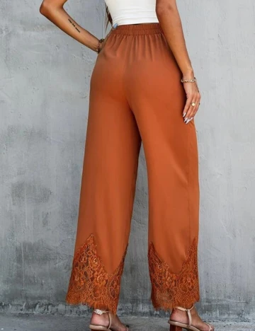 Pantaloni SHEIN, maro, XS