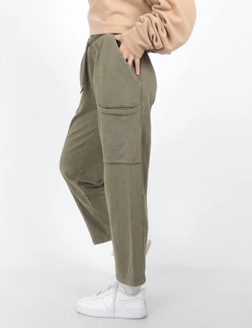 Pantaloni Stradivarius, verde, S Verde