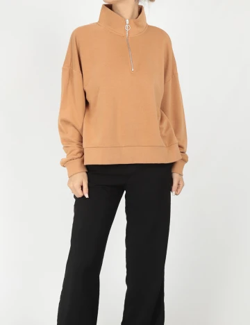 Bluza Stradivarius, maro, L