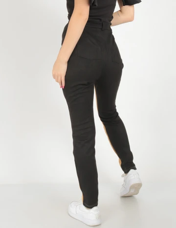 Pantaloni SHEIN, maro/negru, M Maro