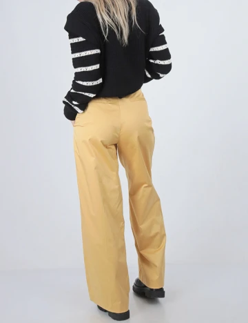 Pantaloni s.Oliver, mustar