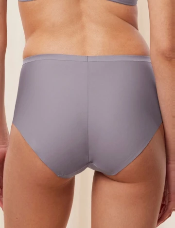 Chilot Modelator Triumph, mov