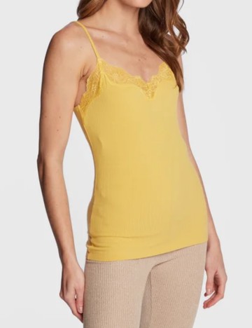 
						Maiou Triumph, galben