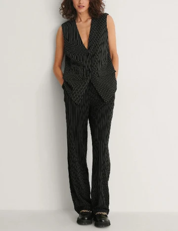 Pantaloni NA-KD, negru Negru