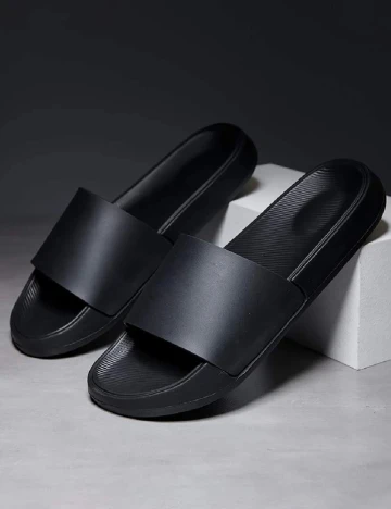 Slapi SHEIN, negru