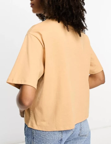 Tricou ASOS, maro