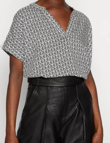 Bluza Kaffe, alb/negru