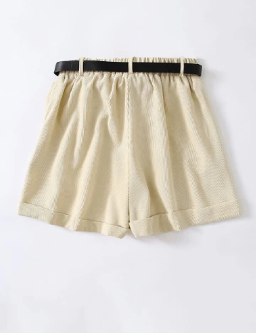 Pantaloni scurti SHEIN CURVE, ecru