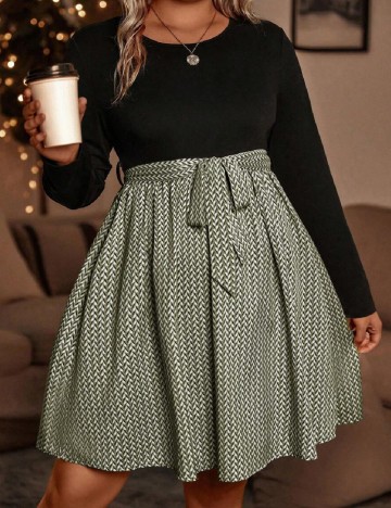 
						Rochie scurta SHEIN CURVE, mix culori