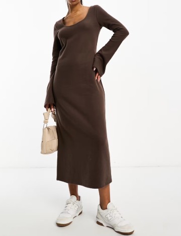 
						Rochie medie ASOS, maro