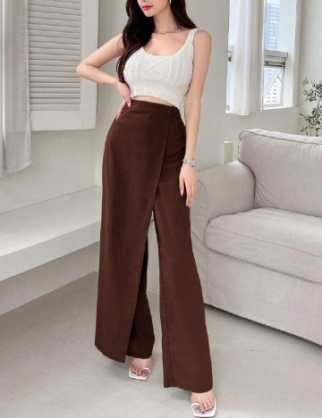 
						Pantaloni SHEIN, maro