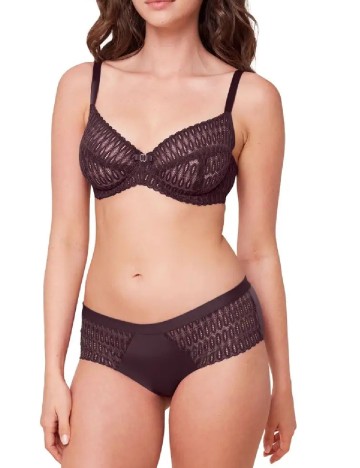 
						Sutien Triumph, mov