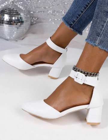 Pantofi SHEIN, alb