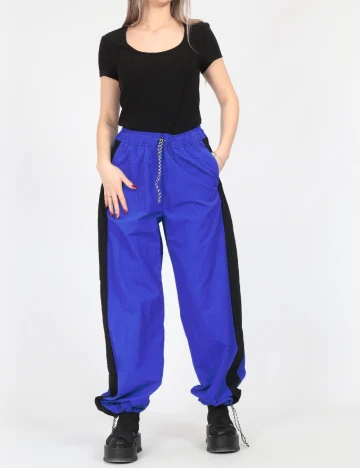 Pantaloni Something New, albastru Albastru