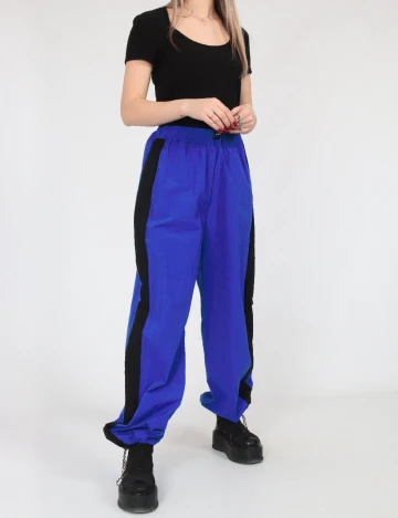 Pantaloni Something New, albastru Albastru