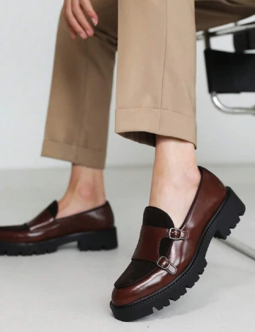 Pantofi SHEIN, maro Maro