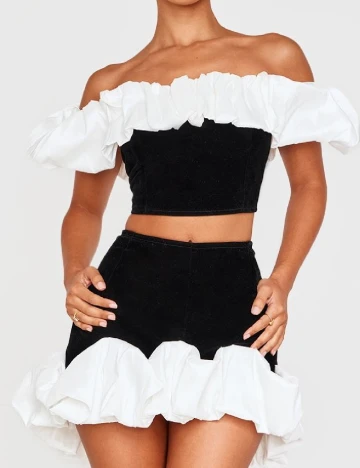 Fusta PRETTYLITTLETHING, negru Negru
