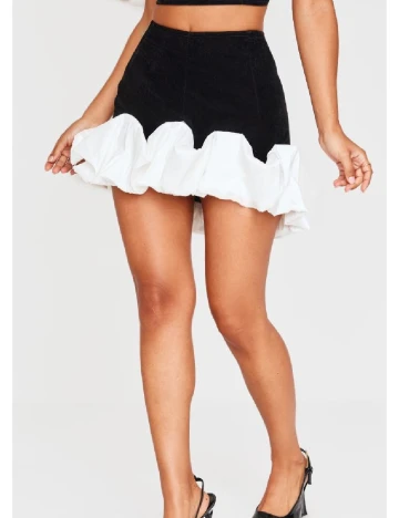 Fusta PRETTYLITTLETHING, negru Negru