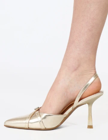 Pantofi SHEIN, auriu