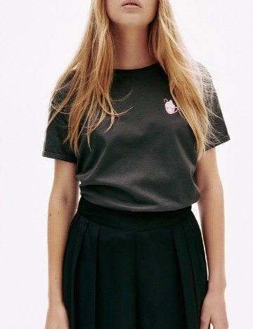 
						Tricou Reserved, gri