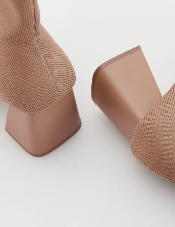 Botine Reserved, maro