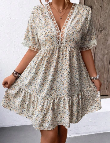Rochie scurta SHEIN CURVE, floral print Floral print