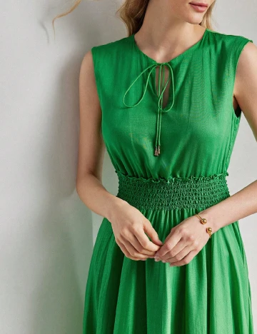 Rochie medie MOTF, verde Verde