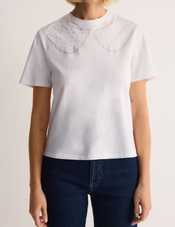 
						Tricou Reserved, alb