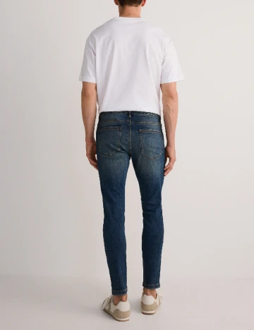 Blugi Reserved, bleumarin
