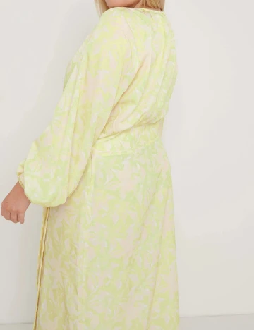 Fusta Pretty Lavish Curve, verde