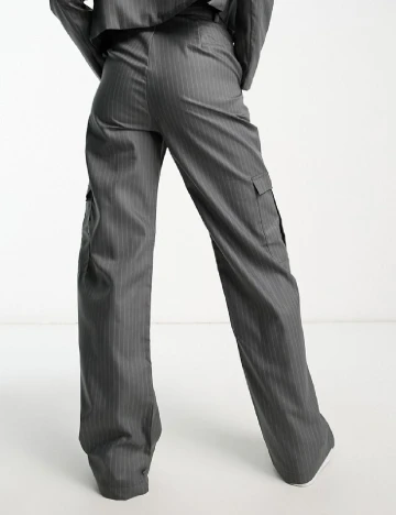 Pantaloni Heartbreak, gri