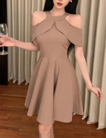 Rochie scurta Dazy, maro Maro