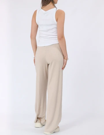 Pantaloni Pieces, crem