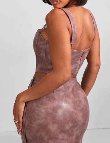 Top PRETTYLITTLETHING, roz pudra inchis Roz