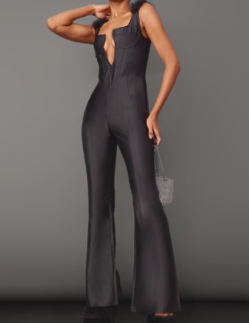 
						Salopeta PRETTYLITTLETHING, negru