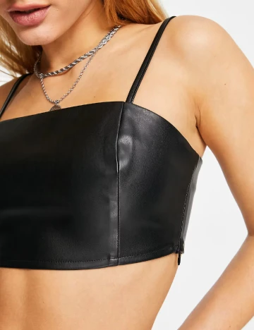 Top Violet Romance, negru Negru